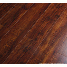 Plancher stratifié de HDF de style rustique balayé